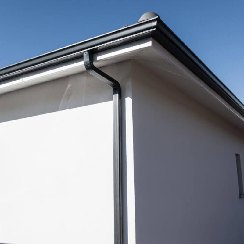 Gouttière corniche en alu sur maison