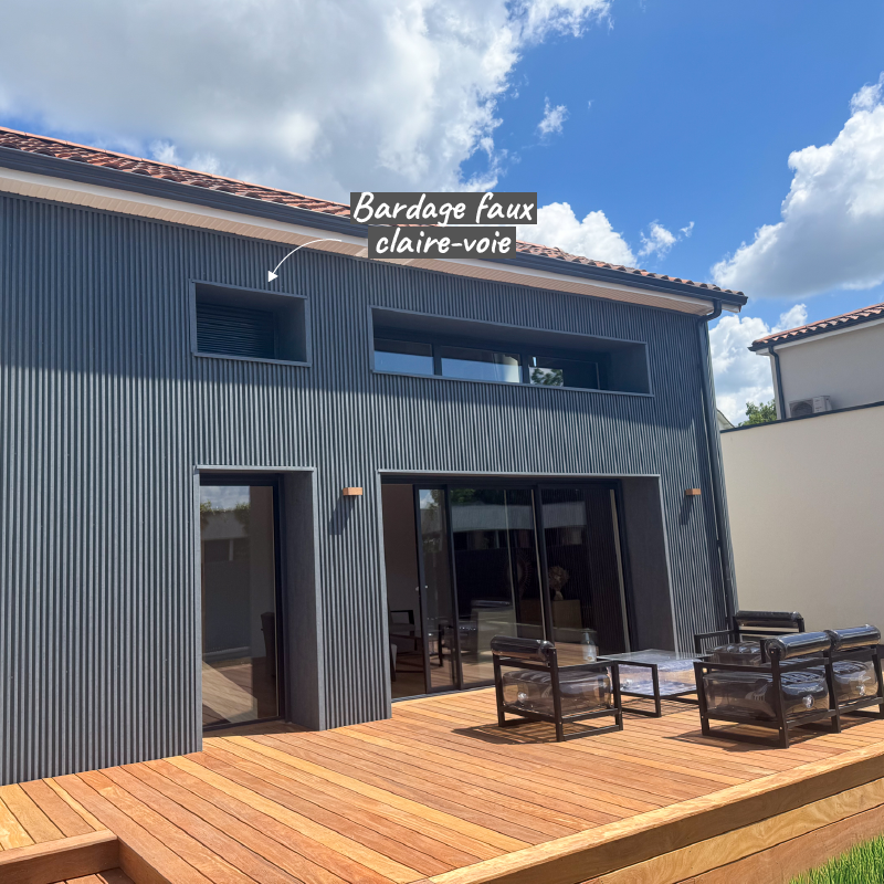 Bardage faux claire-voie en aluminium